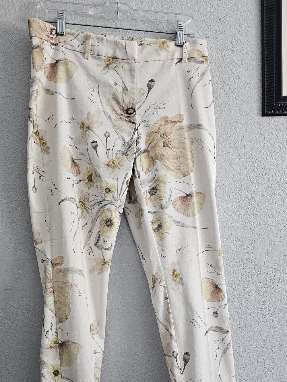 H&M White Floral-Print Pants
